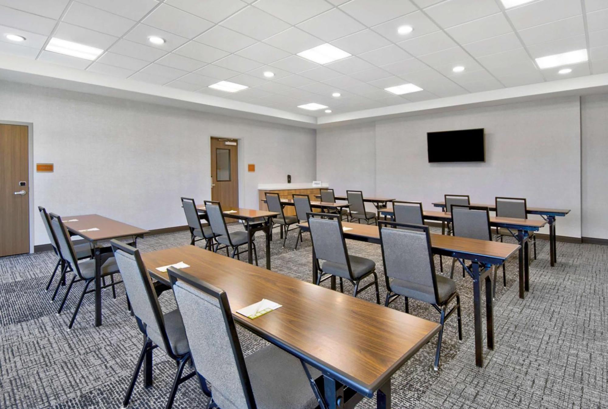 Home2 Suites By Hilton Whitestown - Indianapolis Northwest Экстерьер фото
